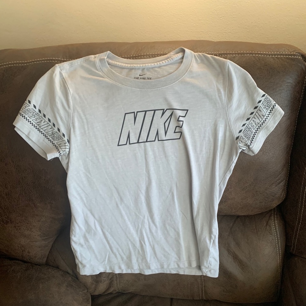 NIKE short sleeve